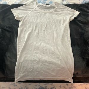 Lulu lemon swiftly tank